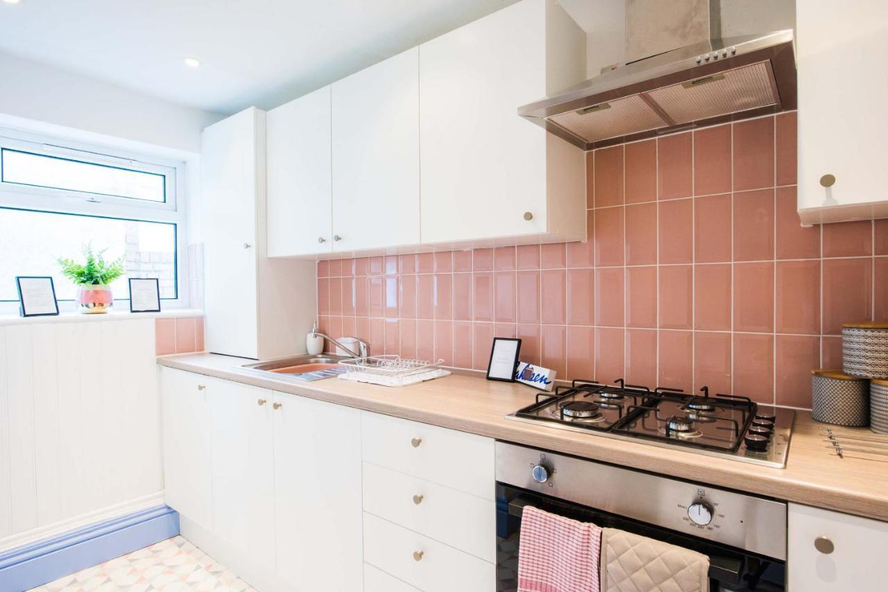 1 Bed Central Cardiff Apartment Esterno foto